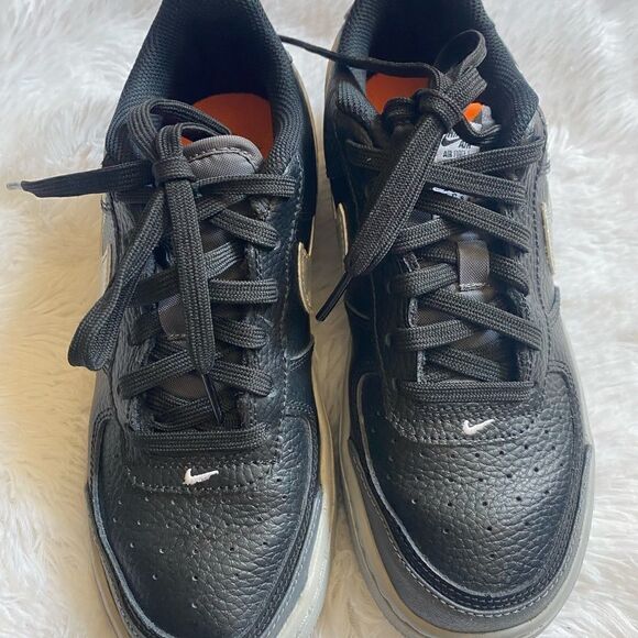 Nike Air Force 1 LV8 2 GS Under Construction Sneakers - Picture 10 of 13